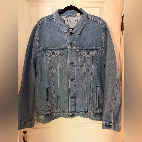 Levi's Blue Denim Jacket with Multicolor Print - Picture 2 of 7